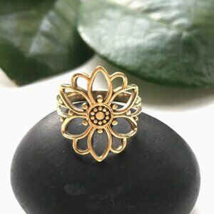 Floral Mandala Ring | Dainty Boho Design